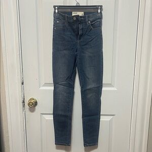 Garage Women's Blue Skinny Jeans